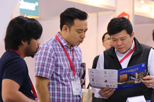 現(xiàn)場(chǎng)客戶(hù)咨詢(xún)